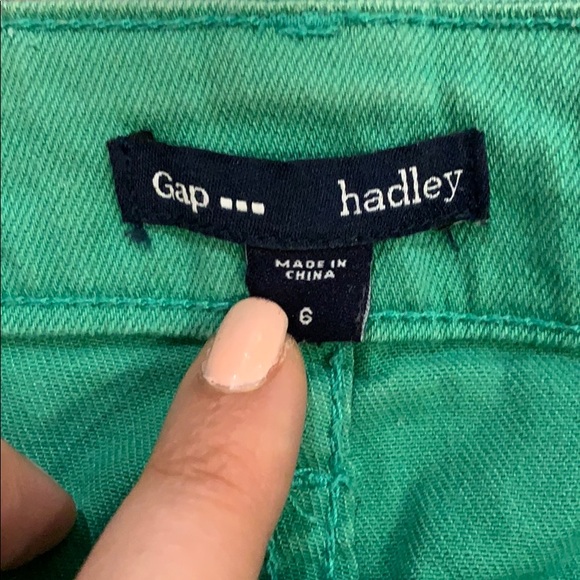 GAP Hadley Green Cut Off Green Denim Jeans - Picture 4 of 5